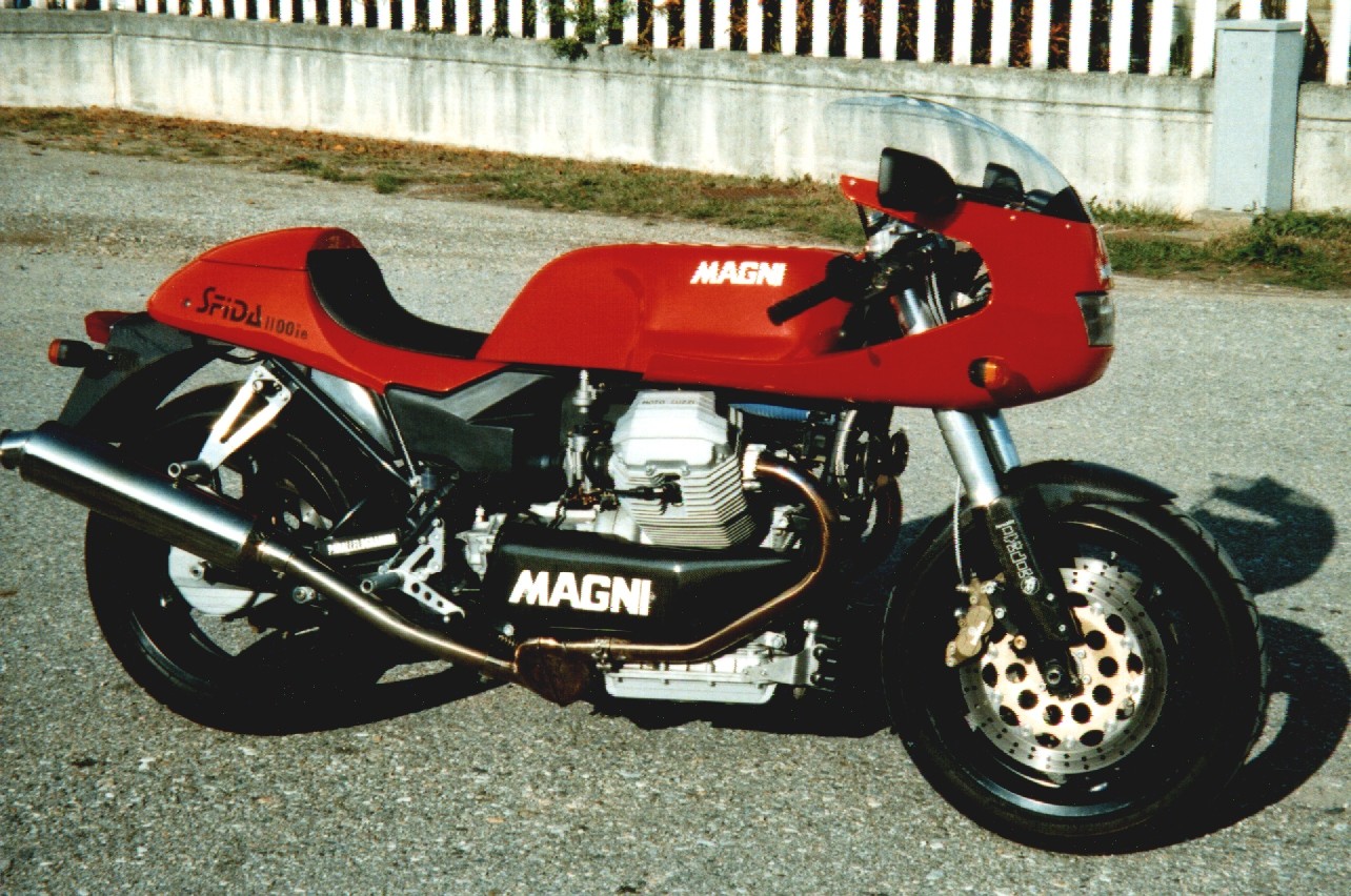 Moto Magni