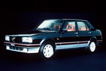 Alfa-Romeo_Giulietta-2_0-Turbodelta-1983-1984-600×403