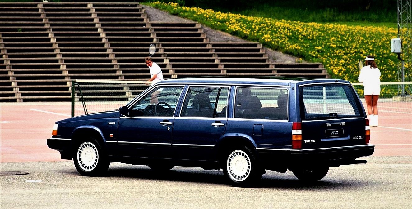 Volvo 760 station wagon turbo