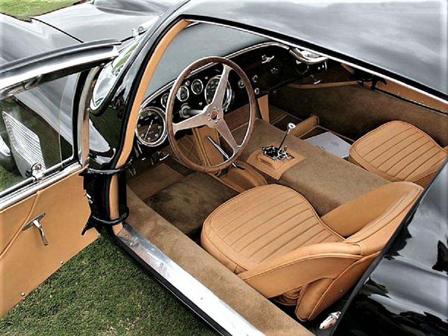 Maserati 450S Costin Zagato, i sontuosi interni realizzati dopo l'intervento di Fantuzzi. 