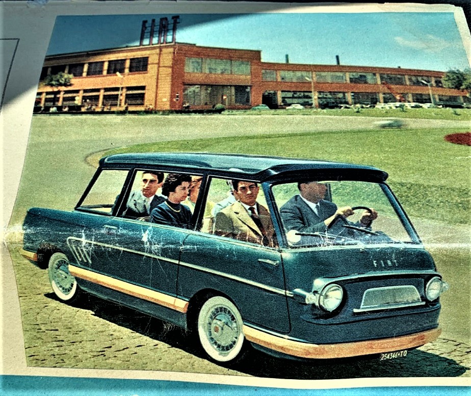 Fiat 600 Multipla Mirafiori, una foto presa da una datata rivista. 