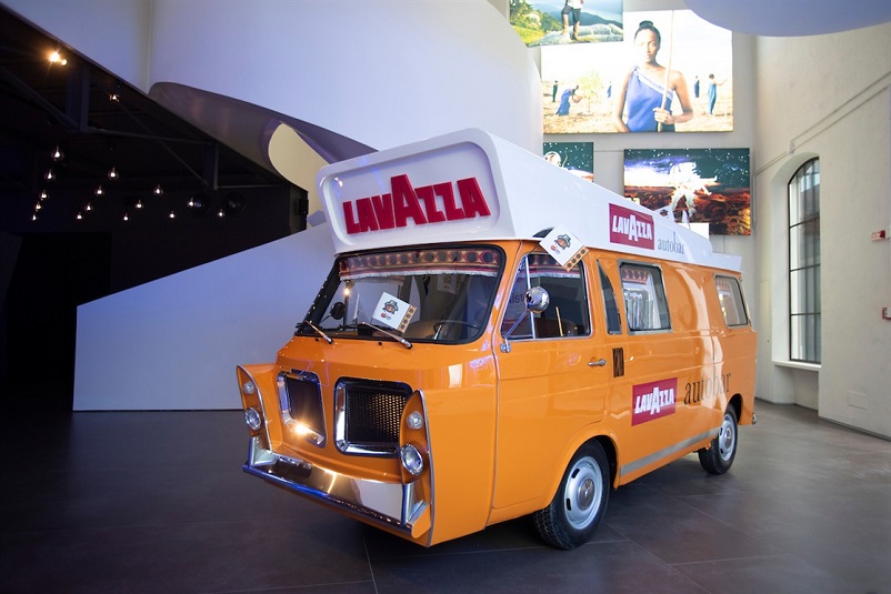 Mobilbar, Oggi visibile presso il Museo Lavazza. 