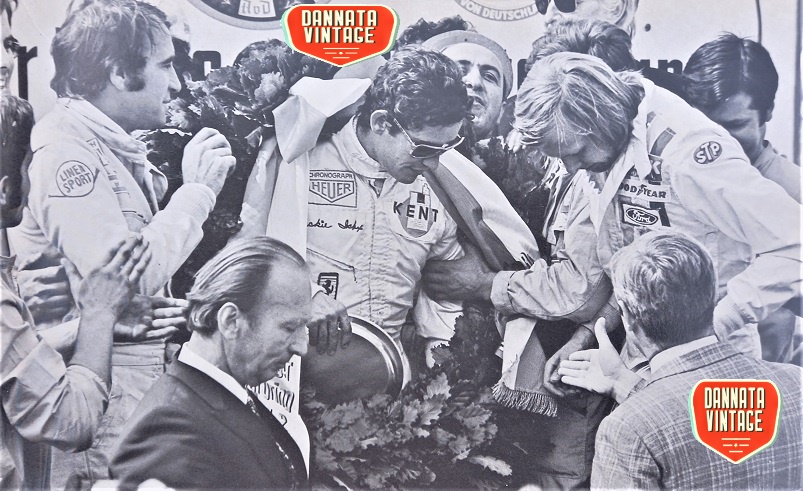 March, Germania 72, da sinistra Regazzoni, Ickx e Peterson durante la premiazione.