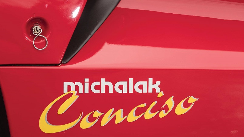 Michalak Ferrari GTS 328 Conciso 1993, La carrozzeria in alluminio "firmata" dal designer teutonico, con una riduzione dei pesi intorno al 30 %, il peso complessivo di questo prototipo è di poco superiore ai 900 chilogrammi. 