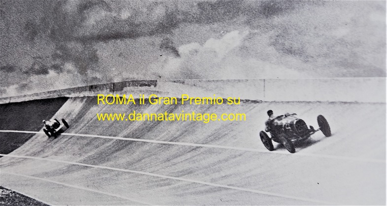 ROMA il Gran Premio, Minozzi con dietro Czaykowsky mentre percorrevano la sopraelevata dell'Autodromo del Littorio - anno 1931. 