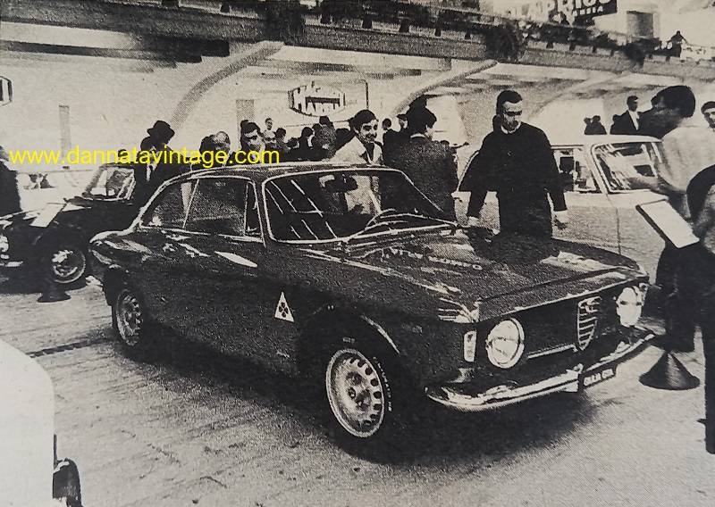 Salone di Torino Giulia GTA, l'evoluzione della Giulia Sprint GT, 1570 cc, quattro cilindri, 133 cvalli, 185 km/h, cinque marce più retromarcia, 2.995.000 Lire. 