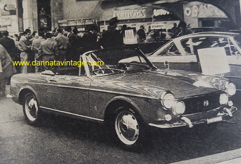 Salone di Torino Fiat 1600 con motore 4 cilindri a doppio asse a camme di derivazione OSCA, nel 1966 veniva sostituita dalla Fiat Dino.