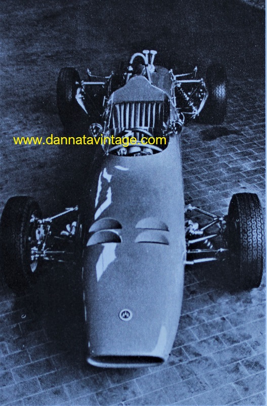 De Sanctis, Monoposto di Formula FIAT 850 con il propulsore della Coupè.