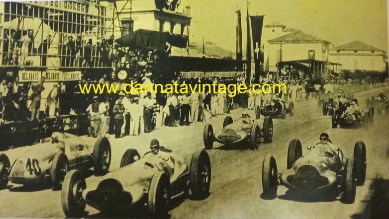 Coppa Acerbo 1938 la partenza della Coppa Acerbo, vinceva Rudolf Caracciolo su Mercedes, seguito da Nino Farina su Alfa Romeo.