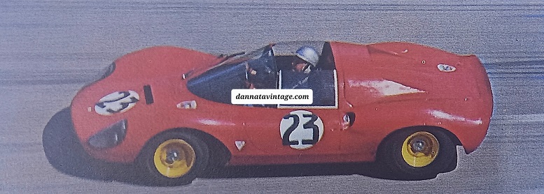 DINO Curcuito di Monza 1967, la 206 S in gara con il suo motore da 1986,7 cmc 218 cavalli a 9.000 giri/minuto.