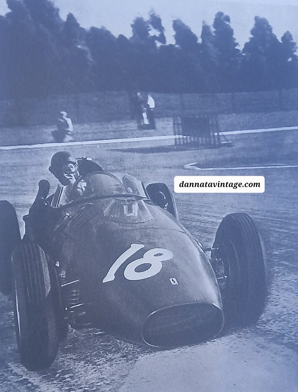 DINO In quegli anni si susseguirono una serie di eventi tragici per il team Ferrari, qui nella foto Peter Collins che periva il 03 agosto del 1958 sul circuito del Nurburgring durante il Gran Premi di Germania. 